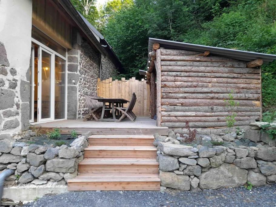 La Grange De La Gratade Villa Rochefort-Montagne Exterior foto